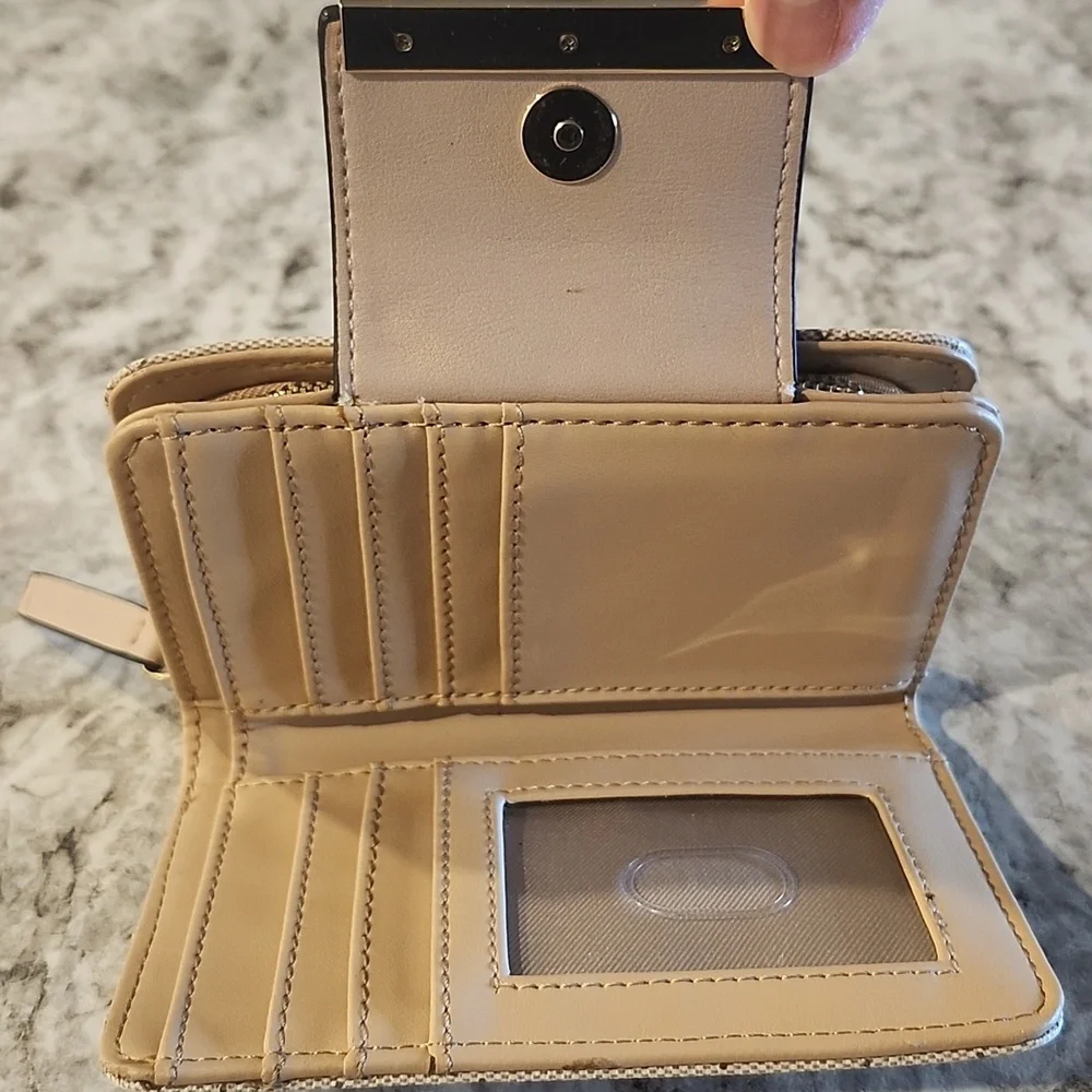 NINE WEST Lawson French Wallet